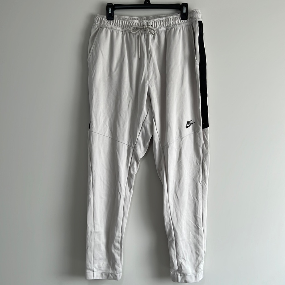 NIKE - Men's Joggers.